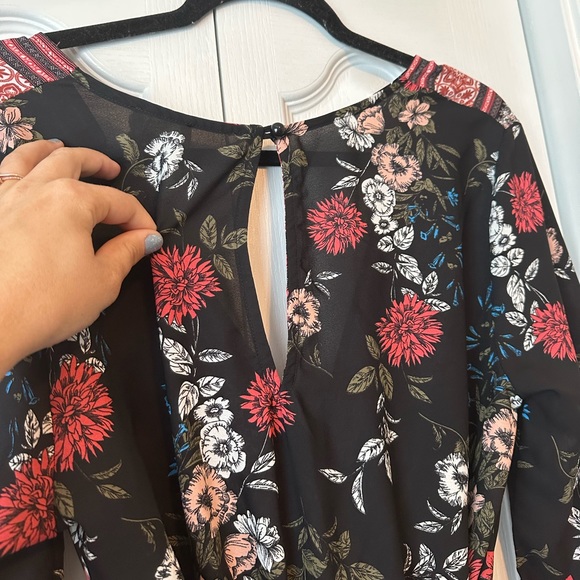 NWT boutique jumpsuit size medium - Picture 2 of 7